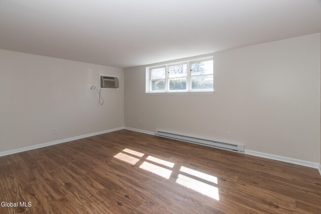 59 Miller Ave in Albany, NY - Building Photo - Building Photo