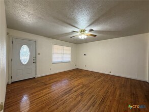 708 Houston St in Killeen, TX - Building Photo - Building Photo