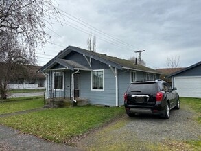 292 SW 1st St in Chehalis, WA - Building Photo - Building Photo