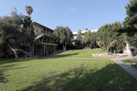 2199 W 26th Pl in Los Angeles, CA - Foto de edificio - Building Photo