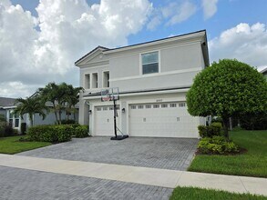 16007 Whippoorwill Cir in Westlake, FL - Building Photo - Building Photo