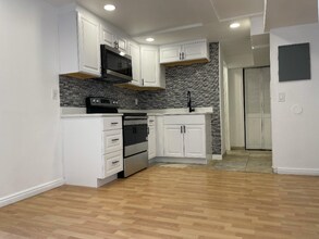 1041 Cobalt Ln in Sandy, UT - Building Photo - Building Photo