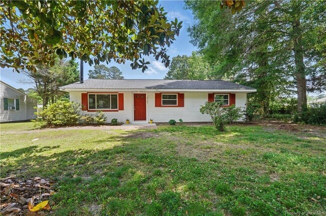 3127 N Riverside Dr in Lanexa, VA - Foto de edificio - Building Photo