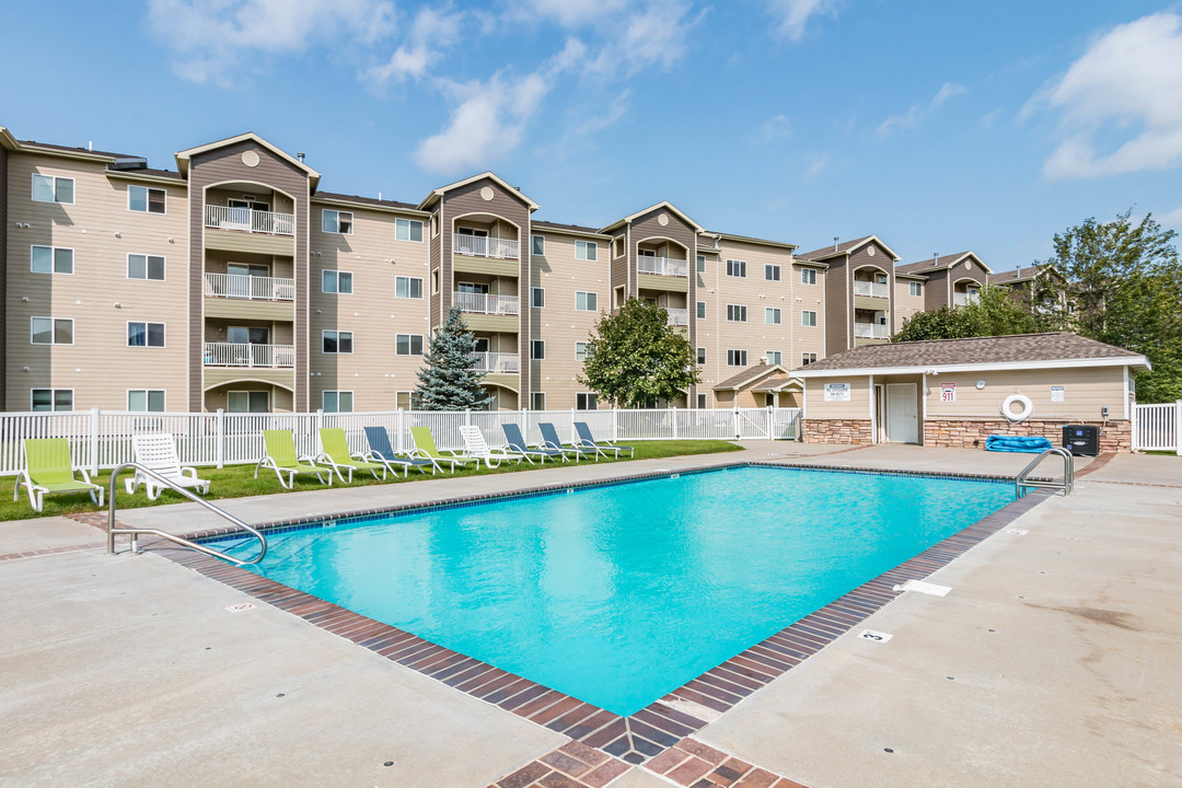 Stonehedge Apartments in Sioux Falls, SD - Building Photo