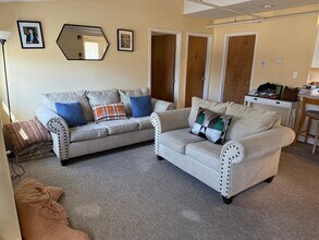 64 Old Riverhead Rd in Westhampton Beach, NY - Building Photo - Building Photo