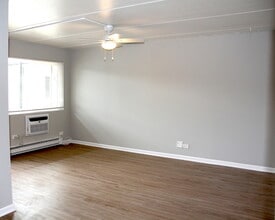 329 Kimbell Ave in Elmhurst, IL - Building Photo - Building Photo