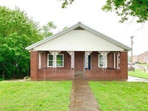 917 Sinclair Dr in Clarksville, TN - Building Photo - Building Photo