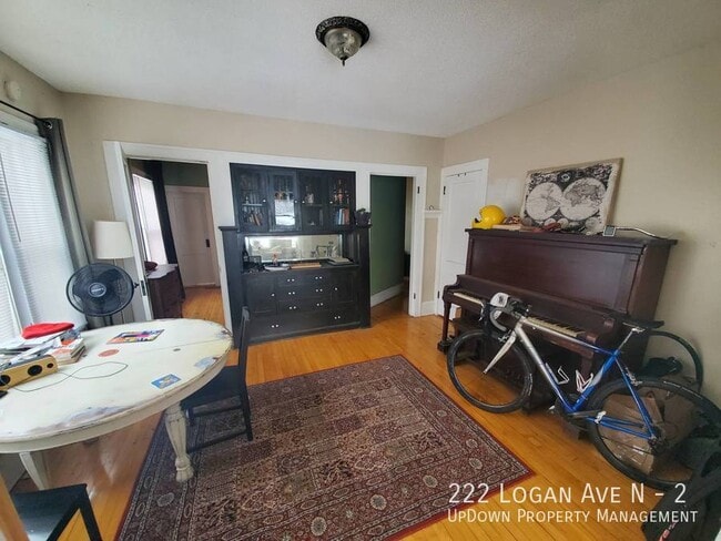 222 N Logan Ave in Minneapolis, MN - Building Photo - Building Photo