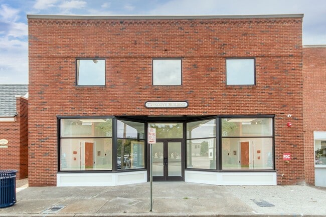 property at 106 N Main St