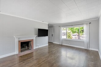 22355 Queen St in Castro Valley, CA - Building Photo - Building Photo