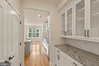 264 W Ashland St in Doylestown, PA - Building Photo - Building Photo