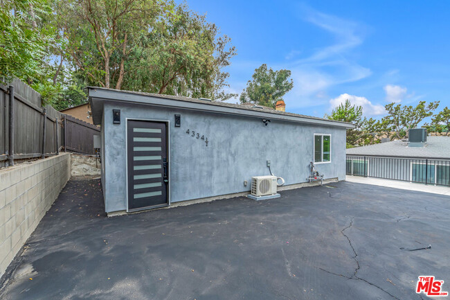 property at 4334 Sepulveda Blvd