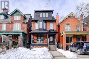 20 Concord Ave in Toronto, ON - Building Photo