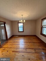 11 Strawberry Ln in Falmouth, VA - Building Photo