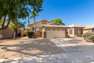 139 W Oxford Ln in Gilbert, AZ - Building Photo - Building Photo