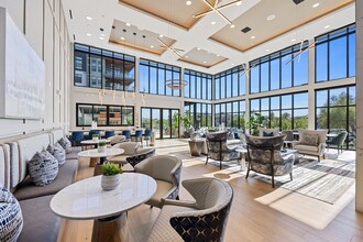 Soltra Kierland in Scottsdale, AZ - Foto de edificio - Building Photo