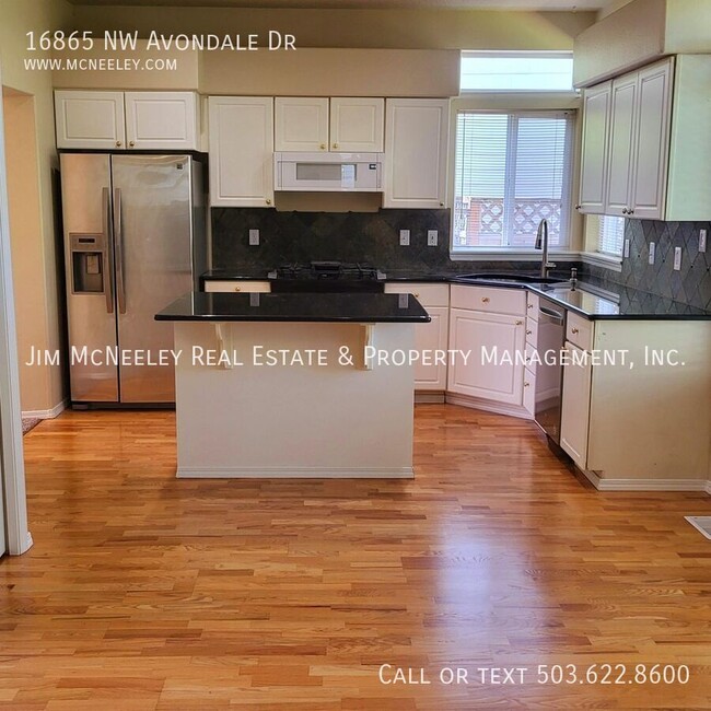 16865 NW Avondale Dr in Beaverton, OR - Building Photo - Building Photo