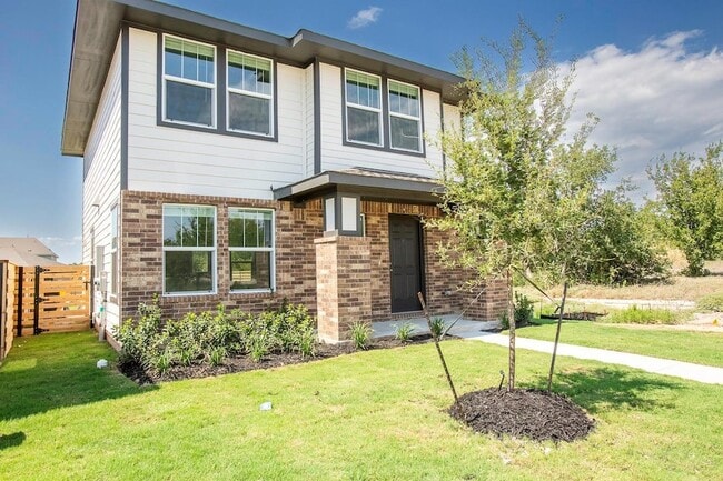 331 Bugbee, Unit 214 in Kyle, TX - Building Photo - Building Photo