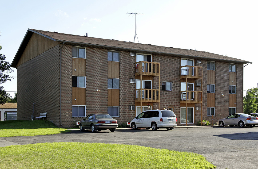 Mill Street Apartments in Paynesville, MN - Foto de edificio