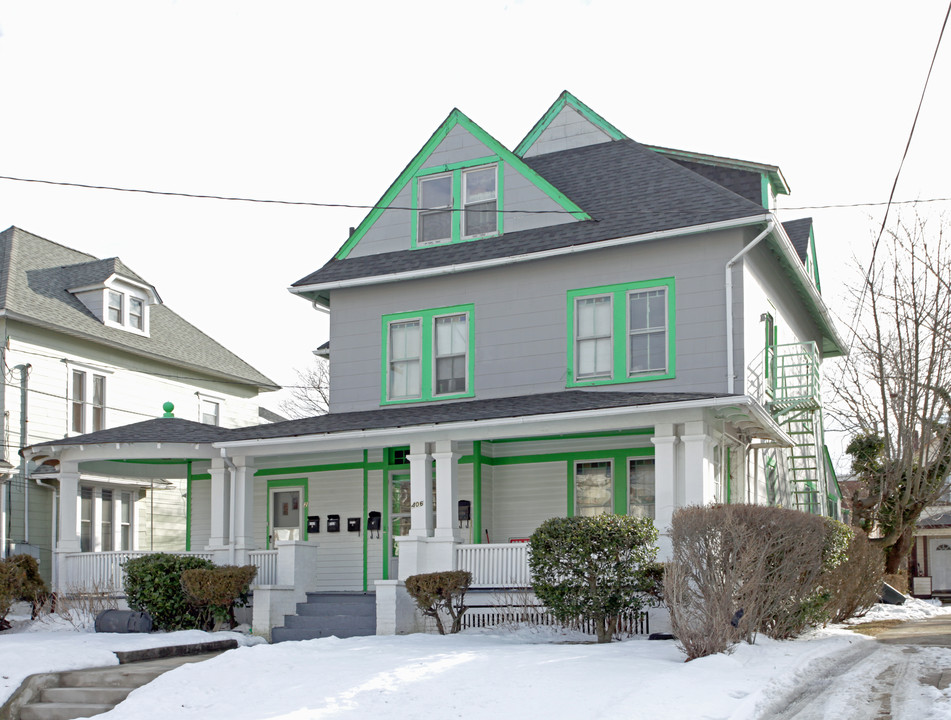 406 4th Ave in Asbury Park, NJ - Building Photo