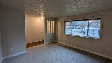 14616 NE Coast Pine Ct in Vancouver, WA - Building Photo - Building Photo