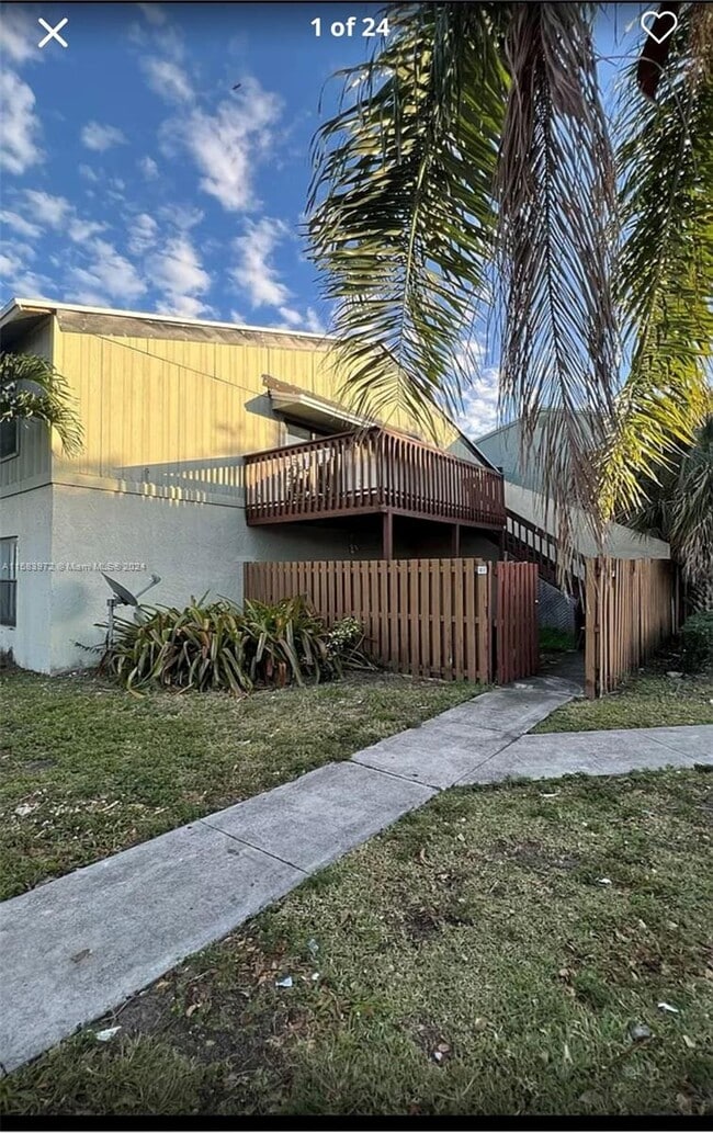 property at 14 Crossings Cir