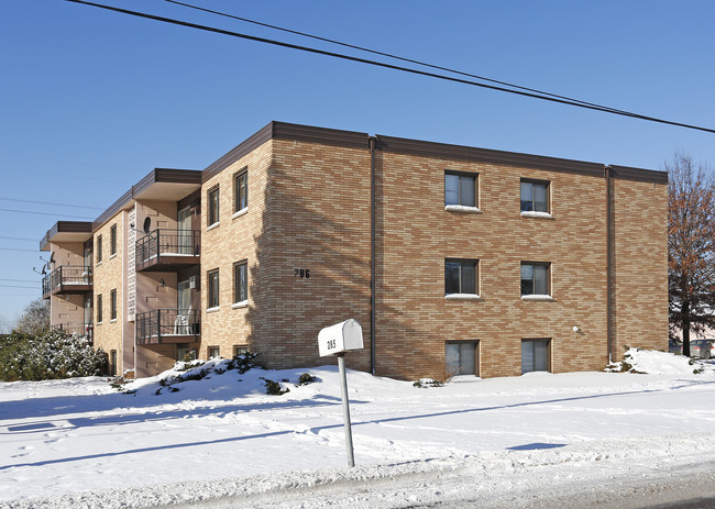 Arden Court in New Brighton, MN - Building Photo - Building Photo