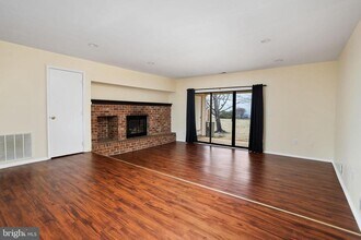 51 Drewes Ct in Trenton, NJ - Building Photo - Building Photo