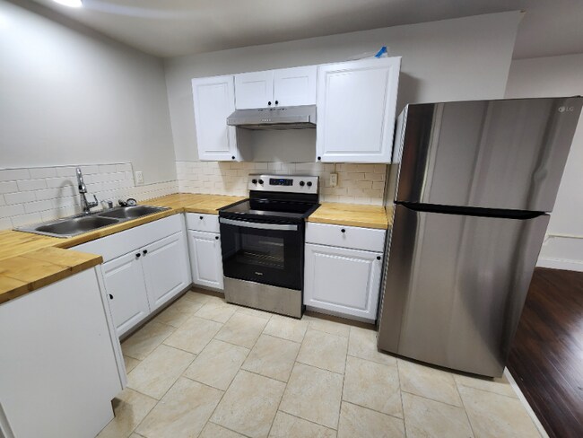 3270 Airport Rd, Unit 1 in Barre, VT - Building Photo - Building Photo