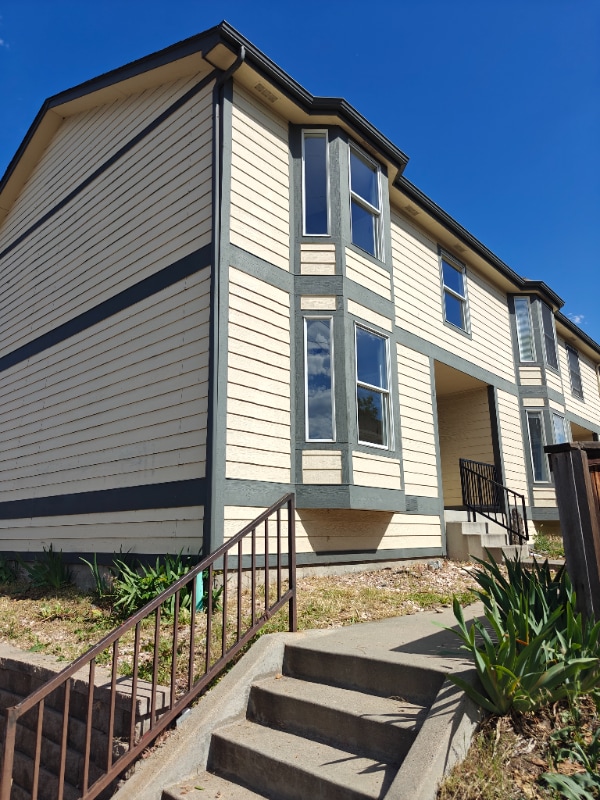 property at 3130 W 38th Ave