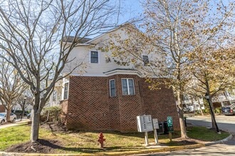 128 Old Fifth Cir in Charlottesville, VA - Building Photo - Building Photo