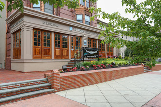 Campus Apartments in Philadelphia, PA - Building Photo - Building Photo