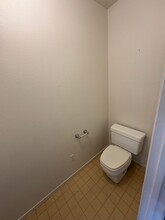 5503 W Sweet Dr in Visalia, CA - Building Photo - Building Photo