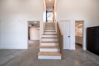 2 Earl Dr in Conway, AR - Building Photo - Building Photo