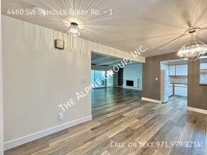 4460 SW Scholls Ferry Rd in Portland, OR - Building Photo - Building Photo