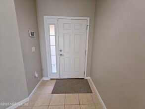 6918 Roundleaf Dr in Jacksonville, FL - Building Photo - Building Photo