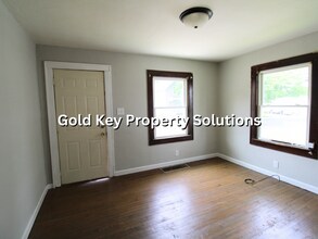 1430 Pearl St-Unit -1430 in Anderson, IN - Building Photo - Building Photo