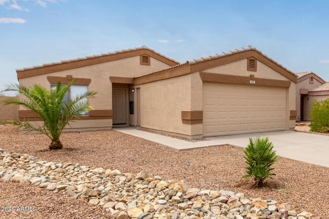 1491 W 18th Ave in Apache Junction, AZ - Building Photo - Building Photo