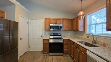 920 Silvercrest Dr in Myrtle Beach, SC - Building Photo - Building Photo