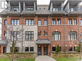 2 Salvador Allende Ct in Toronto, ON - Building Photo