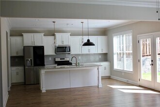 660 Allen St NE in Buford, GA - Building Photo - Building Photo