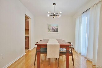 63 Contempra Cir in Tappan, NY - Building Photo - Building Photo