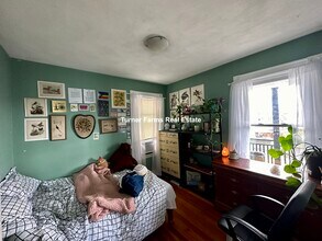 23 Granite St, Unit 3 in Somerville, MA - Building Photo - Building Photo