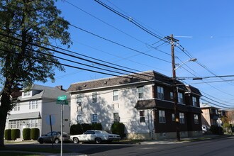 903 Chandler Ave in Linden, NJ - Foto de edificio - Building Photo