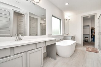 8726 Marina Alto Ln in Cypress, TX - Foto de edificio - Building Photo