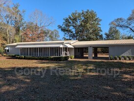 6511 Blue Springs Rd in Greenwood, FL - Building Photo