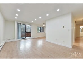 1444 Martin St in White Rock, BC - Building Photo - Building Photo