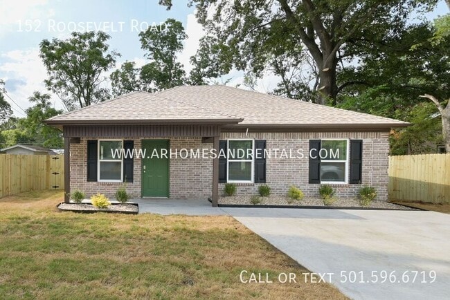 property at 152 Roosevelt Rd