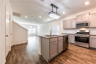 1212 Nokota Bnd in Georgetown, TX - Building Photo - Building Photo