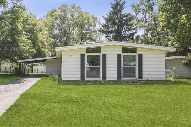 property at 790 Pebble Ln